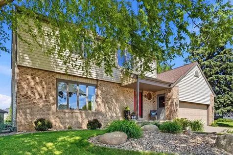 1984 Chickadee Court Waterloo IA 50701