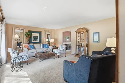1984 Chickadee Court Waterloo IA 50701