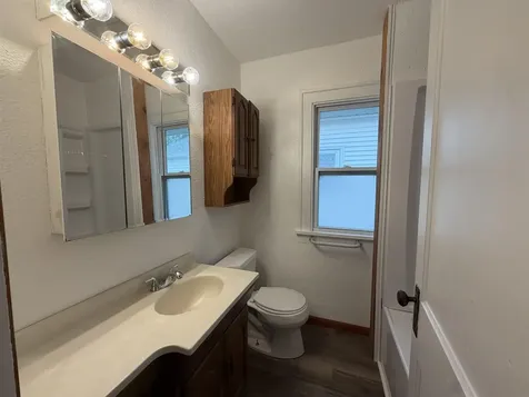 743 Magnolia Waterloo IA 50701