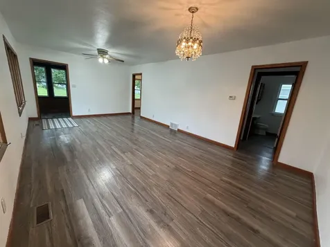 743 Magnolia Waterloo IA 50701