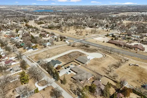 Bergen Drive Waterloo IA 50701
