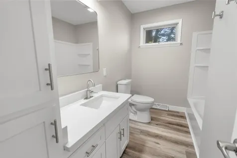 1004 Joy Street Cedar Falls IA 50613