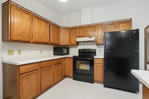 672 9th Street NW Dyersville IA 52040
