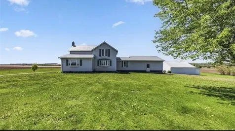 1454 58th Street Garrison IA 52229
