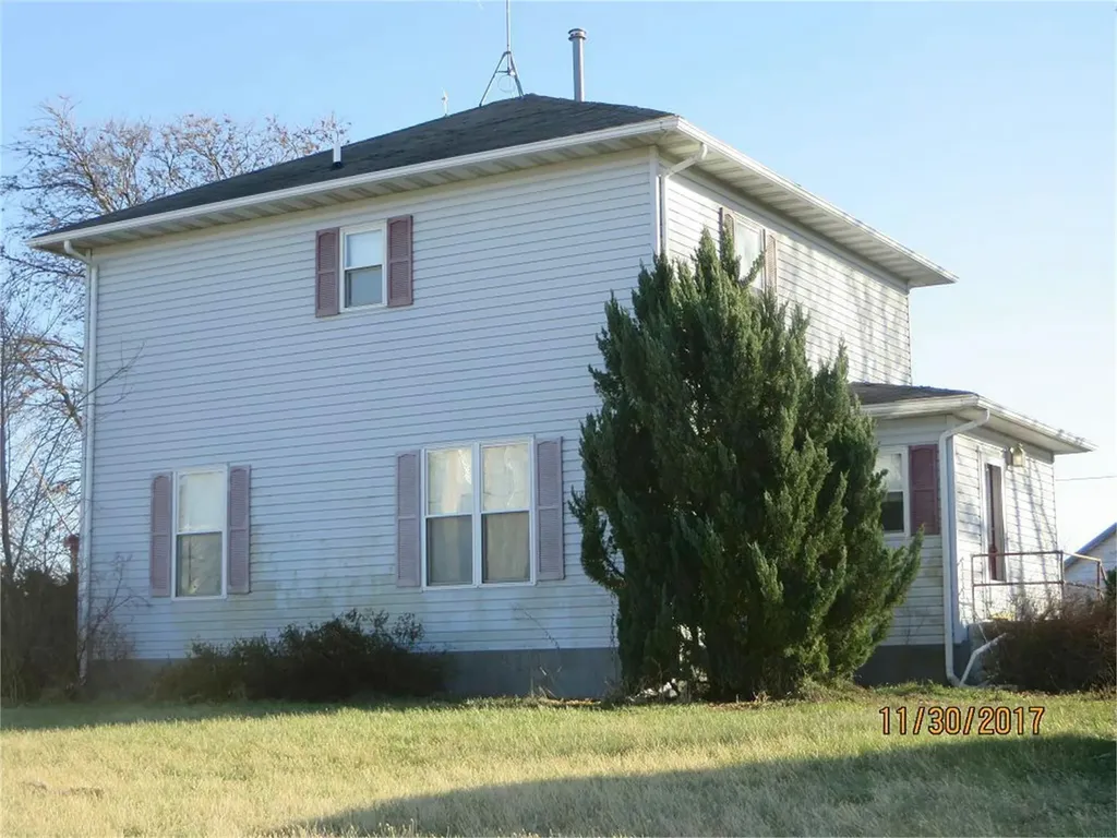 20896 240th Street Grundy Center IA 50638