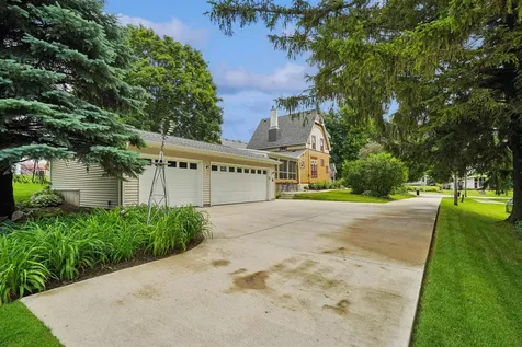 409 N Vine Street West Union IA 52175