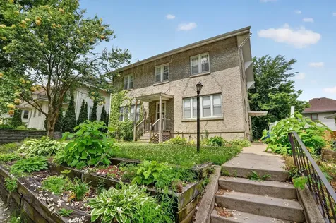 810 W 2nd Street Waterloo IA 50701