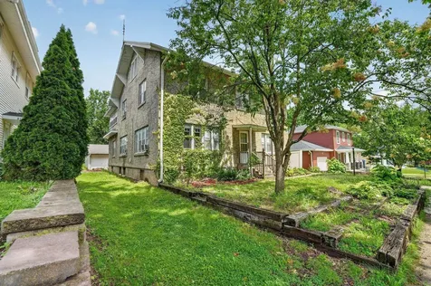 810 W 2nd Street Waterloo IA 50701