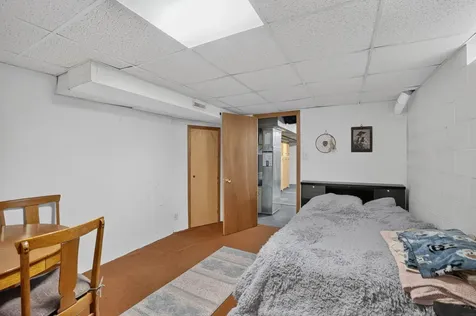 2525 Saratoga Waterloo IA 50702