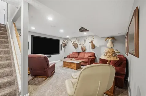 2208 Oxford Lane Cedar Falls IA 50613