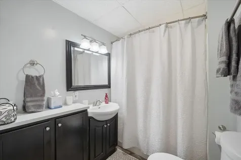 2208 Oxford Lane Cedar Falls IA 50613