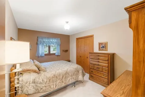 2 Riden Circle Charles City IA 50616