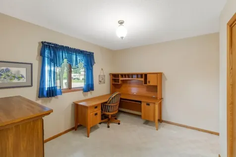 2 Riden Circle Charles City IA 50616