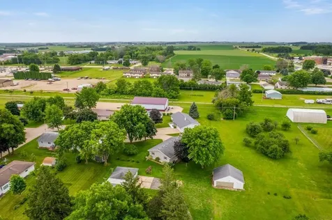 2 Riden Circle Charles City IA 50616