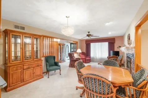 2 Riden Circle Charles City IA 50616