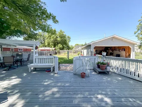 1414 19th Avenue Eldora IA 50627