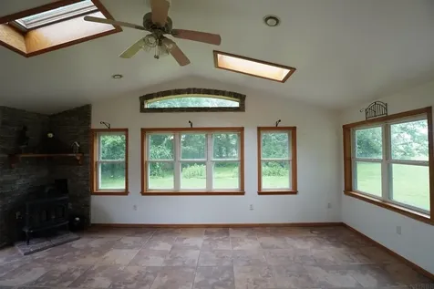 1947 Underwood Avenue Charles City IA 50616
