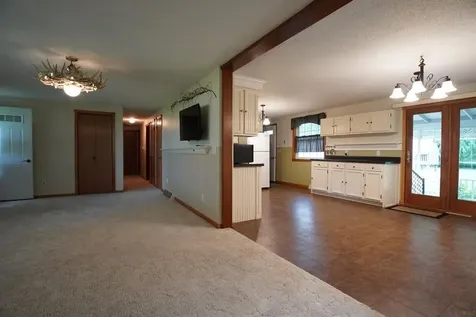 1947 Underwood Avenue Charles City IA 50616