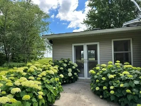 1947 Underwood Avenue Charles City IA 50616