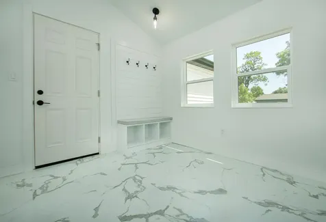 2013 Maplewood Drive Cedar Falls IA 50613
