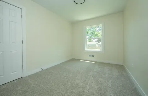 2013 Maplewood Drive Cedar Falls IA 50613