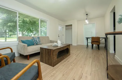 2013 Maplewood Drive Cedar Falls IA 50613