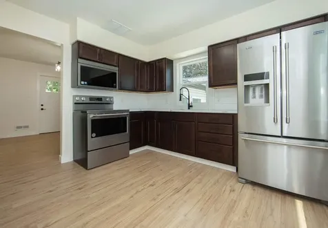 2013 Maplewood Drive Cedar Falls IA 50613