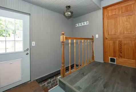 1043 Independence Avenue Waterloo IA 50703