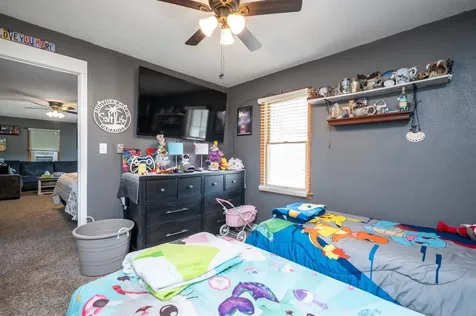 214 1st Street Keystone IA 52249