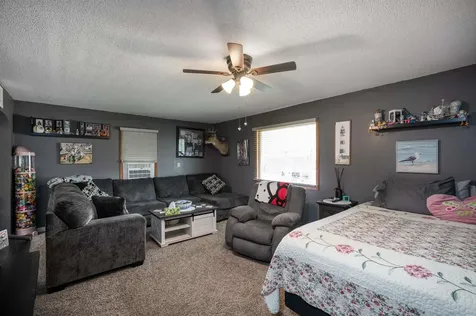 214 1st Street Keystone IA 52249