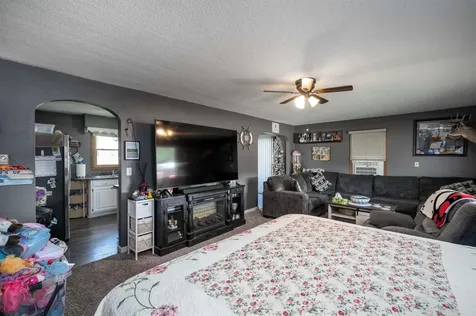 214 1st Street Keystone IA 52249