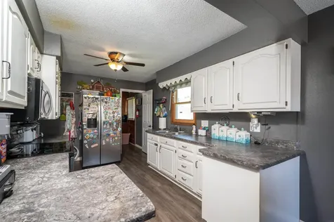 214 1st Street Keystone IA 52249