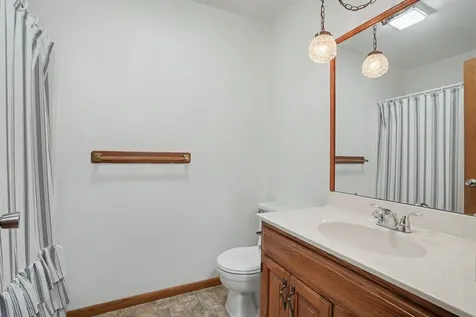 455 Tannin Court Dubuque IA 52003