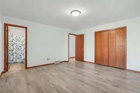 455 Tannin Court Dubuque IA 52003