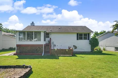 455 Tannin Court Dubuque IA 52003