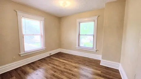 415 Cutler Waterloo IA 50703