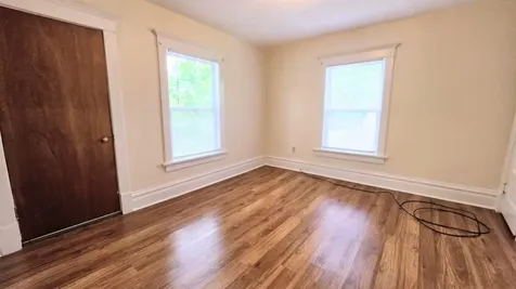 415 Cutler Waterloo IA 50703