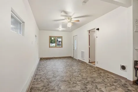 1219 Western Avenue Cedar Falls IA 50613