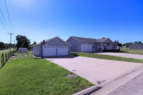 1301 1st Street Grundy Center IA 50638