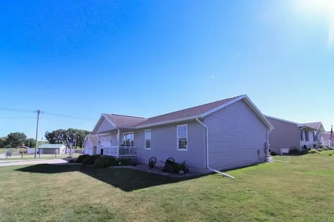 1301 1st Street Grundy Center IA 50638