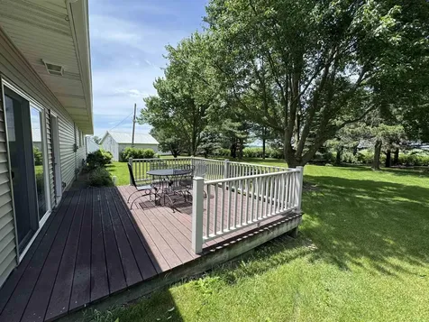 272 Wren Avenue Ackley IA 50601