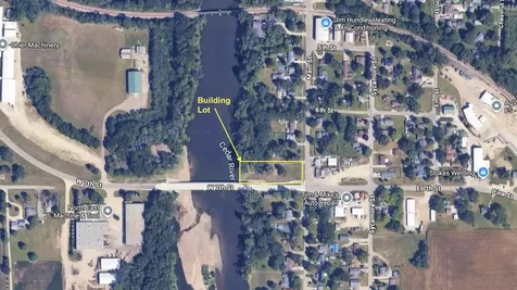 732 Main Street Janesville IA 50647