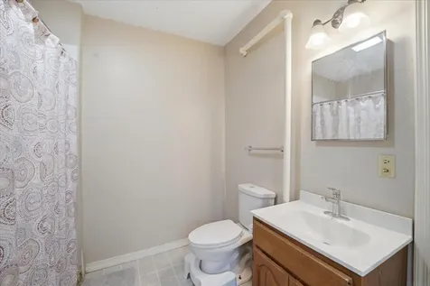 1721 & 1723 Falls Avenue Waterloo IA 50701