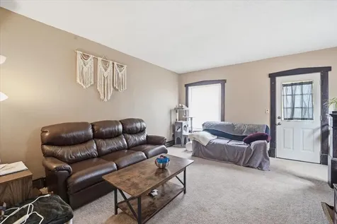 1721 & 1723 Falls Avenue Waterloo IA 50701