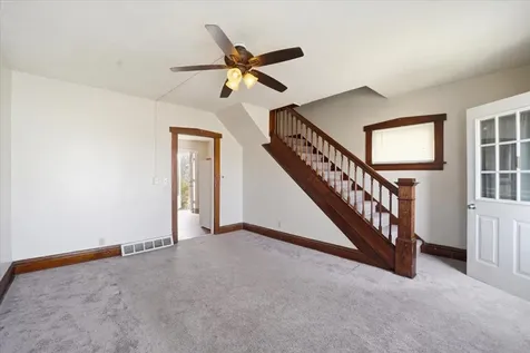 1721 & 1723 Falls Avenue Waterloo IA 50701