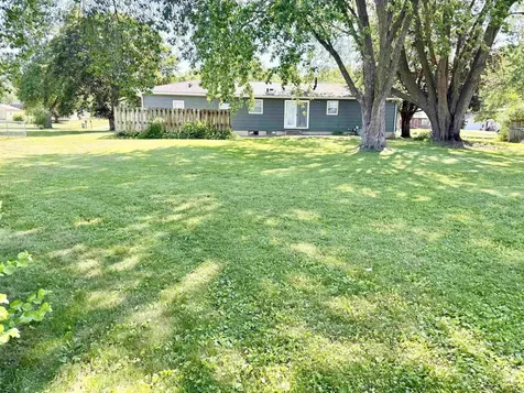 3867 Cedar Terrace Drive Waterloo IA 50702