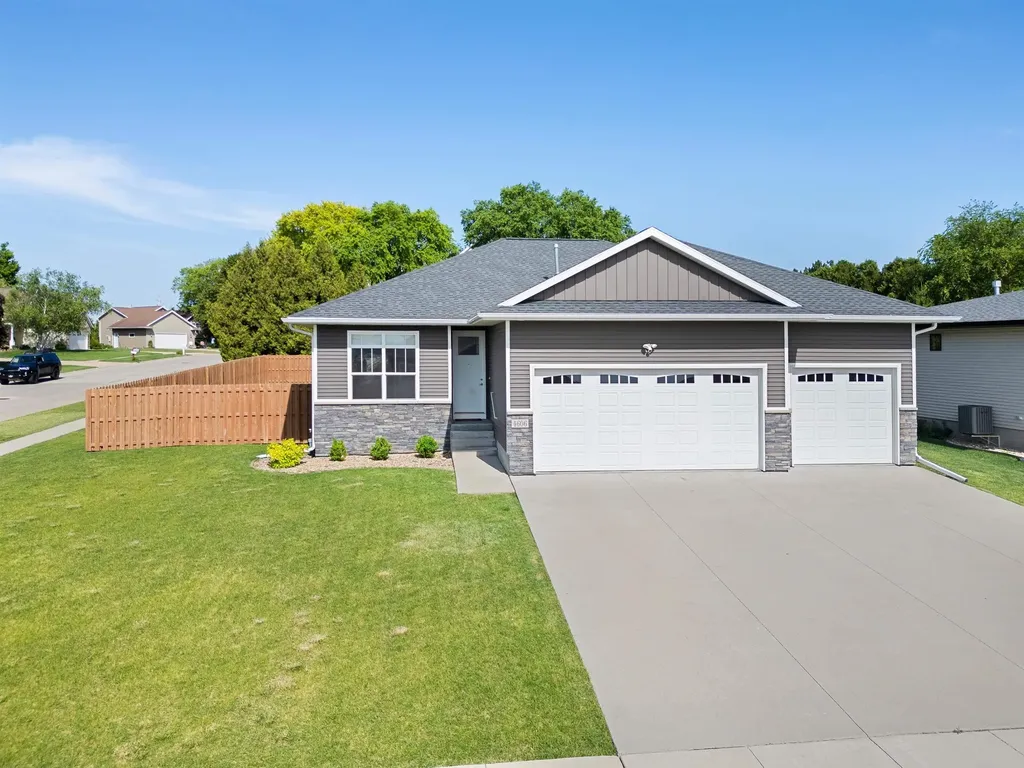 4606 Gloria Street Cedar Falls IA 50613