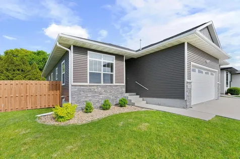 4606 Gloria Street Cedar Falls IA 50613