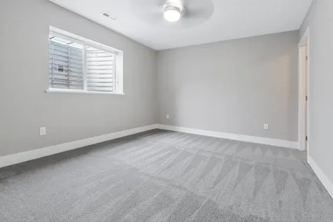 4606 Gloria Street Cedar Falls IA 50613