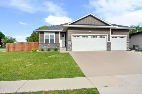 4606 Gloria Street Cedar Falls IA 50613